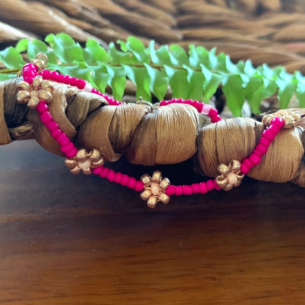 Boho Happy Daisy Bracelet-Fuschia+Gold